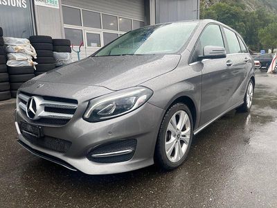 Gebraucht Mercedes B220 Style 184 PS (135 kW) 2017 Van / Kleinbus