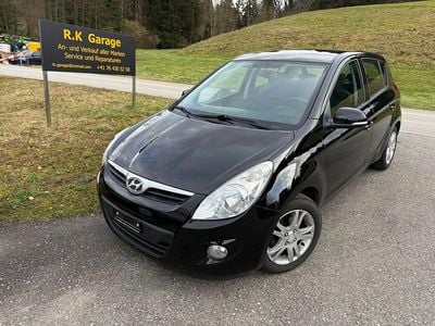 Gebraucht Hyundai i20 Style 101 PS (74 kW) 2012 Kleinwagen