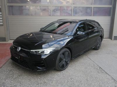 Neu 2025 VW Passat R-line Kombi | CHF 52’900 (Guter Preis)