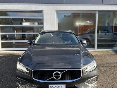 Gebraucht 2020 Volvo V60 Momentum Kombi | CHF 18’000