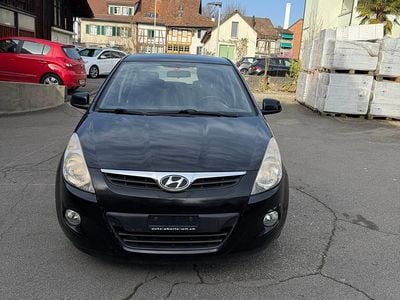 Gebraucht Hyundai i20 Edition 101 PS (74 kW) 2010 Kleinwagen