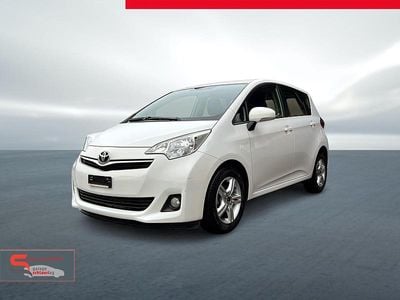 Gebraucht Toyota Verso-S Luna 99 PS (72 kW) 2012 Van / Kleinbus