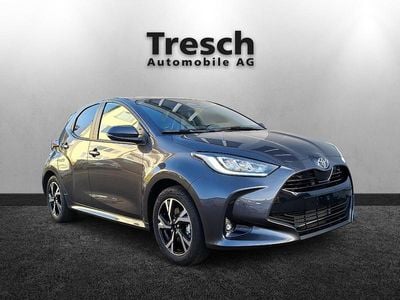 Anthrazit Neu 2025 Toyota Yaris Hybrid Trend Limousine | CHF 27’550 (Fairer Preis)