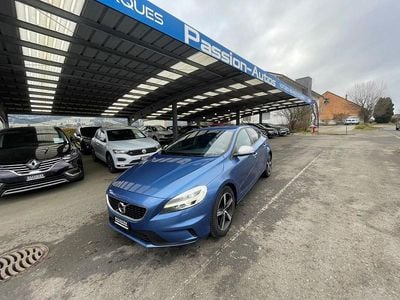 Gebraucht Volvo V40 R-Design Kinetic 120 PS (88 kW) 2017 Limousine