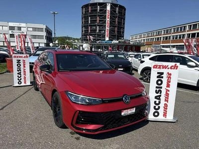 Rot Gebraucht 2026 VW Passat R-line Kombi | CHF 38’830 (Superpreis)