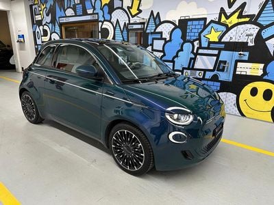 Gebraucht 2022 Fiat 500e La Prima | CHF 21’900 (Etwas zu teuer)