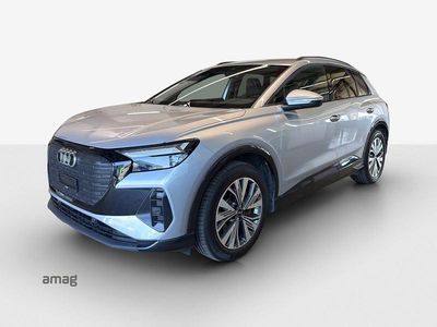 Florettsilber metallic Gebraucht 2021 Audi Q4 e-tron Advanced SUV | CHF 26’990 (Etwas zu teuer)