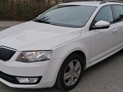 Gebraucht 2013 Skoda Octavia Active Kombi | CHF 3’200 (Superpreis)