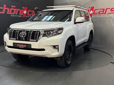 Weiss Gebraucht 2023 Toyota Land Cruiser Comfort SUV | CHF 59’890 (Fairer Preis)