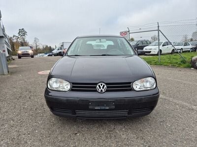 Gebraucht 2000 VW Golf IV Comfortline | CHF 2’900 (Etwas zu teuer)