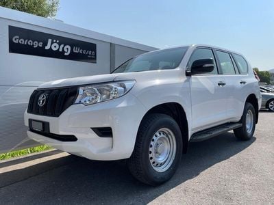 Weiss Gebraucht 2023 Toyota Land Cruiser Active SUV | CHF 69’800 (Etwas zu teuer)