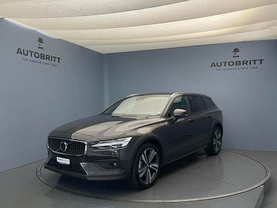 Gebraucht 2024 Volvo V60 CC Ultimate Kombi | CHF 55’900