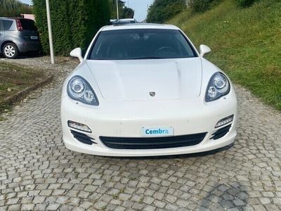 Porsche Panamera 4S