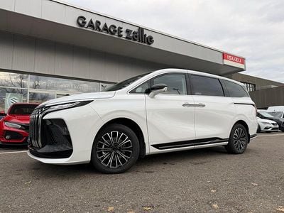 Neu Forthing Yacht/4 U-Tour 245 PS (180 kW) 2026 Weiss Van / Kleinbus