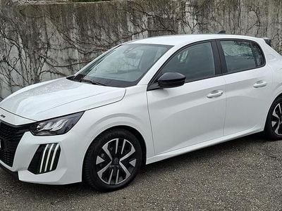 Gebraucht Peugeot 208 Active 100 PS (73 kW) 2024 Weiss Kleinwagen