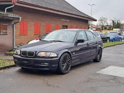 Gebraucht 2000 BMW 330 | CHF 1’750