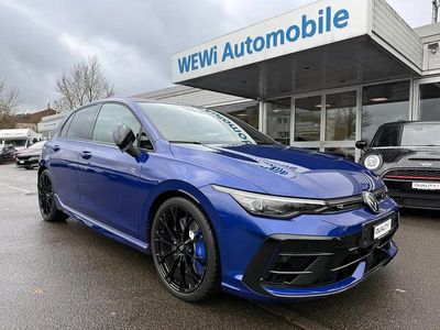 Blau Gebraucht 2025 VW Golf VIII R | CHF 49’845 (Etwas zu teuer)