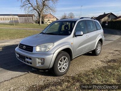 Gebraucht 2002 Toyota RAV4 Sol | CHF 5’999 (Teuer)