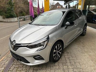 Silber Gebraucht 2023 Renault Clio V Techno Limousine | CHF 17’900 (Fairer Preis)