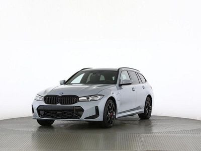 Grau metallic mét. Neu 2025 BMW 330e Comfort Edition Limousine | CHF 77’900