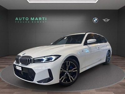 Alpinweiss uni mét. Gebraucht 2024 BMW 330 M Sport Kombi | CHF 43’500 (Guter Preis)