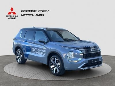 Neu 2025 Mitsubishi Outlander P-HEV Instyle Kombi | CHF 57’900 (Guter Preis)