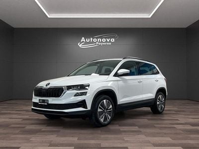 Weiss Neu 2025 Skoda Karoq Dynamic SUV | CHF 38’100 (Guter Preis)