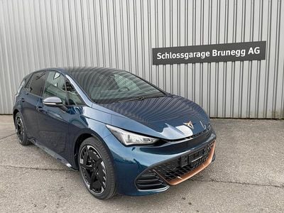 Blau Neu 2025 Cupra Born e-Boost Kleinwagen | CHF 41’990 (Etwas zu teuer)