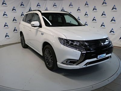 Mitsubishi Outlander P-HEV