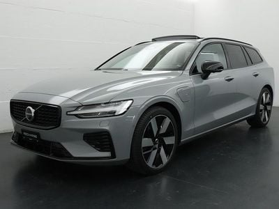 Gebraucht Volvo V60 Ultimate 349 PS (256 kW) 2025 Grau Kombi