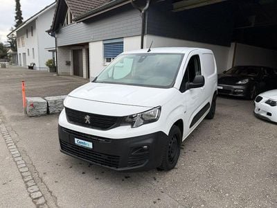 Gebraucht 2021 Peugeot Partner S Van / Kleinbus | CHF 15’999 (Fairer Preis)