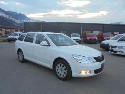 Gebraucht Skoda Octavia Ambition 105 PS (77 kW) 2012 Kombi