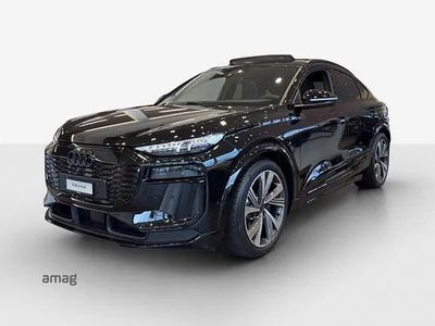 Neu Audi SQ6 Sportback e-tron Ambiente 360 kW (490 PS) 2025 Mythosschwarz metallic SUV