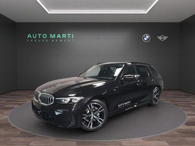 Saphirschwarz metall mét. Gebraucht 2024 BMW 318 M Sport Kombi | CHF 41’500