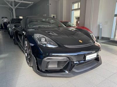 Porsche 718 Cayman GT4