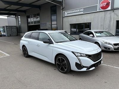 Gebraucht 2024 Peugeot e-308 Allure Kleinwagen | CHF 31’450 (Etwas zu teuer)