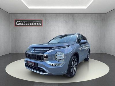Neu Mitsubishi Outlander P-HEV Instyle 306 PS (225 kW) 2025 Grau SUV