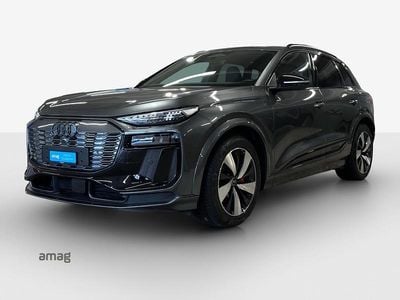 Gebraucht Audi Q6 e-tron Comfort 285 kW (388 PS) 2024 Daytonagrau perleffekt SUV