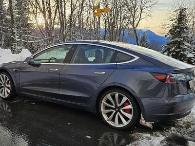 Gebraucht 2019 Tesla Model 3 Performance Limousine | CHF 17’900 (Etwas zu teuer)