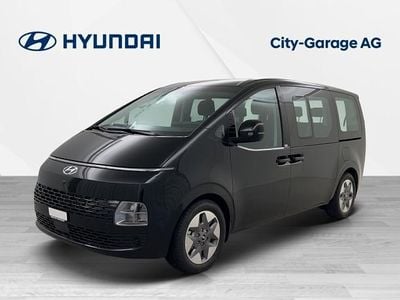 Schwarz Gebraucht 2025 Hyundai Staria Van / Kleinbus | CHF 56’550 (Etwas zu teuer)
