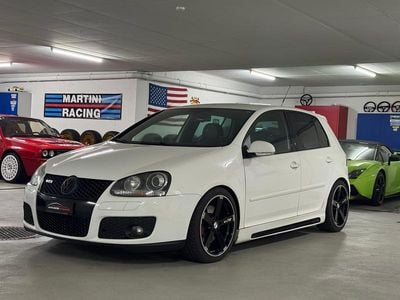 VW Golf V