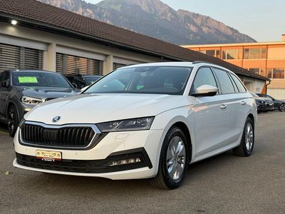 Gebraucht 2022 Skoda Octavia Ambition Kombi | CHF 22’900 (Teuer)
