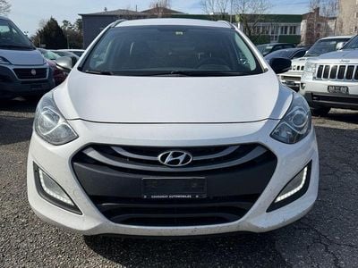 Gebraucht Hyundai i30 Style 128 PS (94 kW) 2015 Kombi