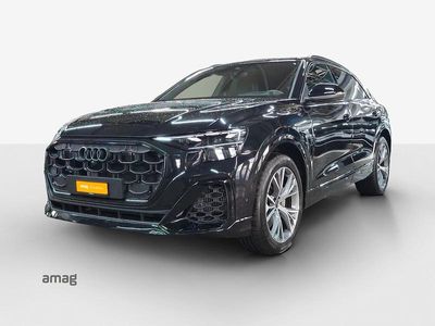 Mythosschwarz metallic Gebraucht 2024 Audi Q8 Ambiente SUV | CHF 81’990 (Teuer)