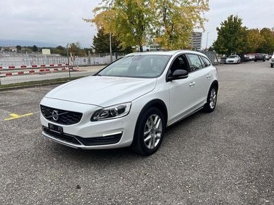 Gebraucht 2016 Volvo V60 CC Executive Kombi | CHF 12’900