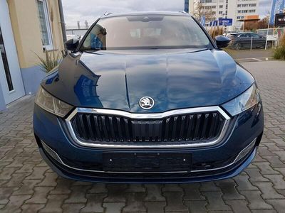 gebraucht Skoda Octavia Combi Fresh Klimaauto PDC 17 Zoll Swing Kamera