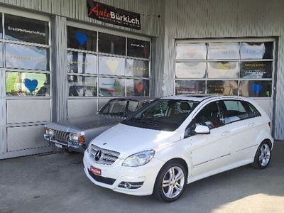 Gebraucht Mercedes B200 136 PS (100 kW) 2008 Weiss Van / Kleinbus