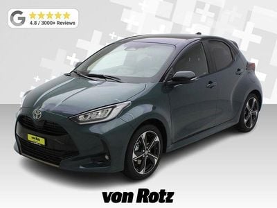 Grün Neu 2025 Toyota Yaris Hybrid Premium Limousine | CHF 31’890 (Fairer Preis)