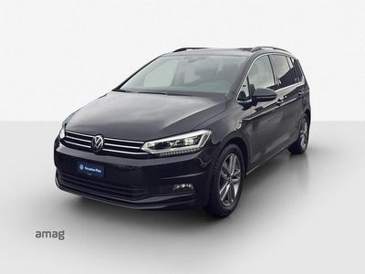 Deepblack perleffekt Gebraucht 2024 VW Touran Comfortline Van / Kleinbus | CHF 38’400 (Teuer)