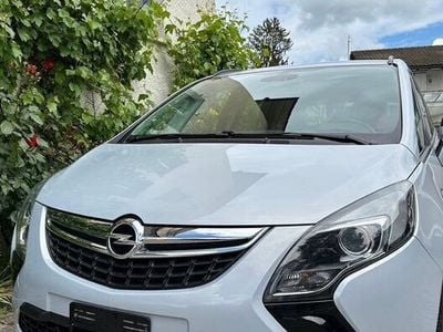 Opel Zafira Tourer